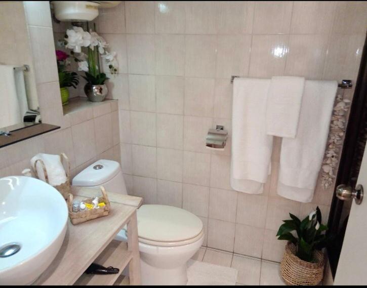 Poerava Tahiti Apartment Папеете Екстериор снимка